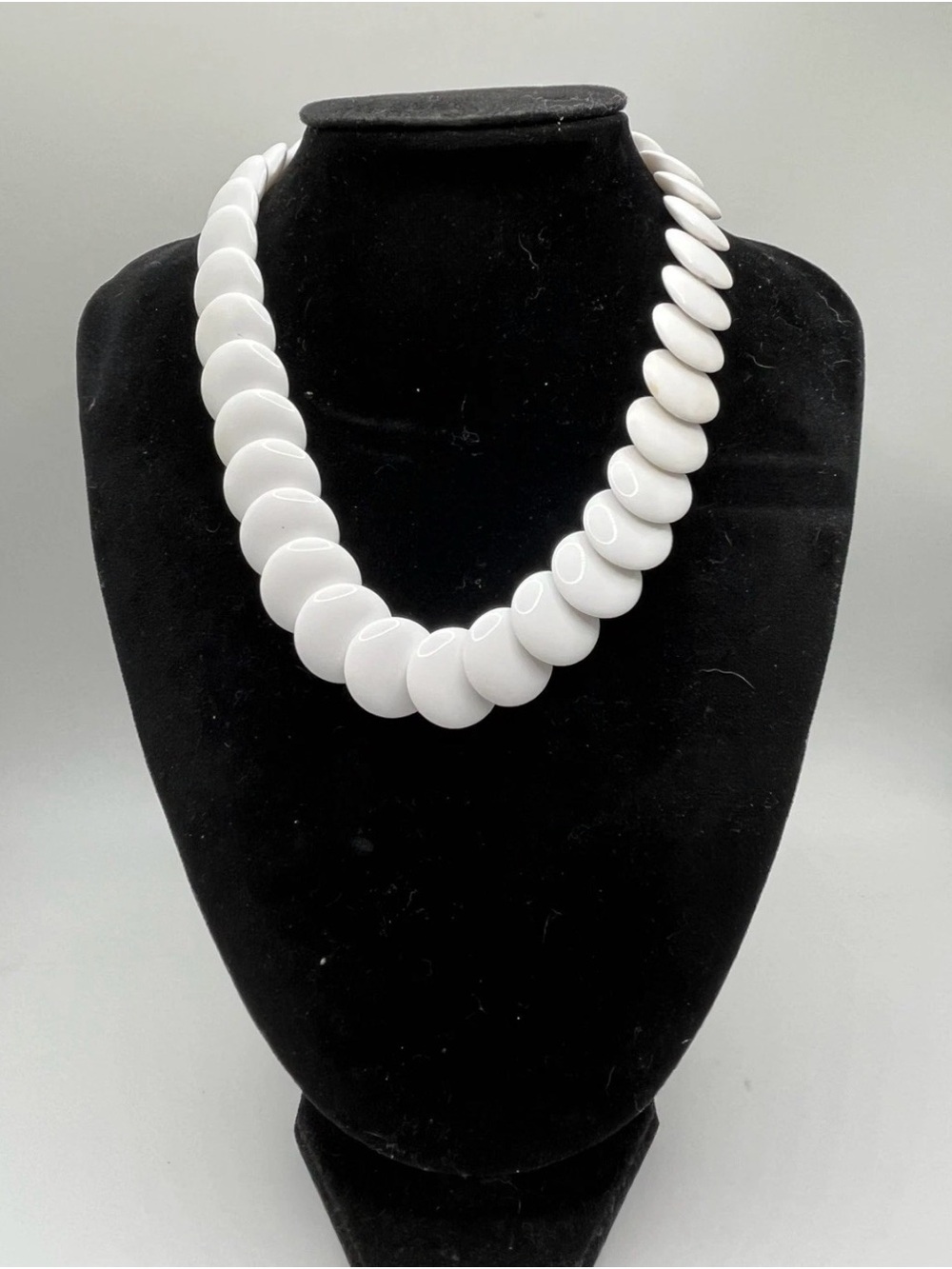 Vintage Acrylic White Flat Disc Necklace